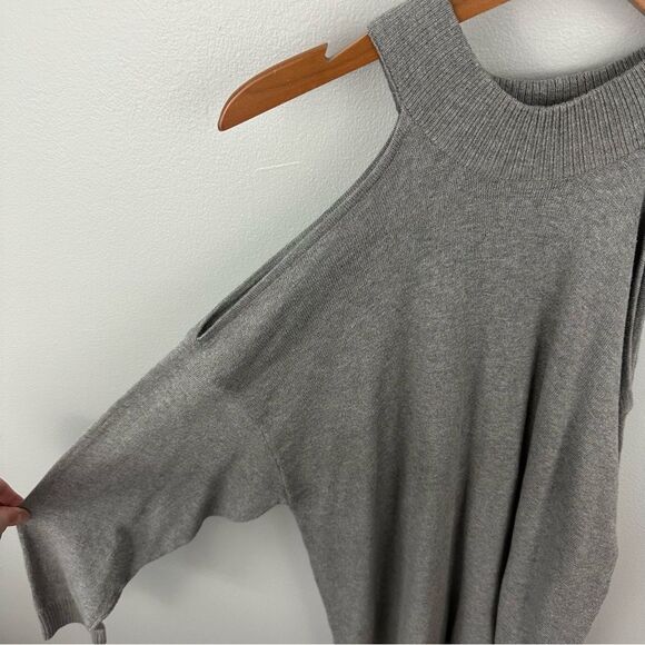 Torrid Grey High Neck Cold Shoulder Knit Sweater Dress NWT Size 1X Flawed - Picture 5 of 16